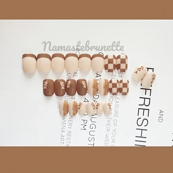 2/$16 Boho Hearts & Checkerboard Press On Nails - Picture 5 of 15